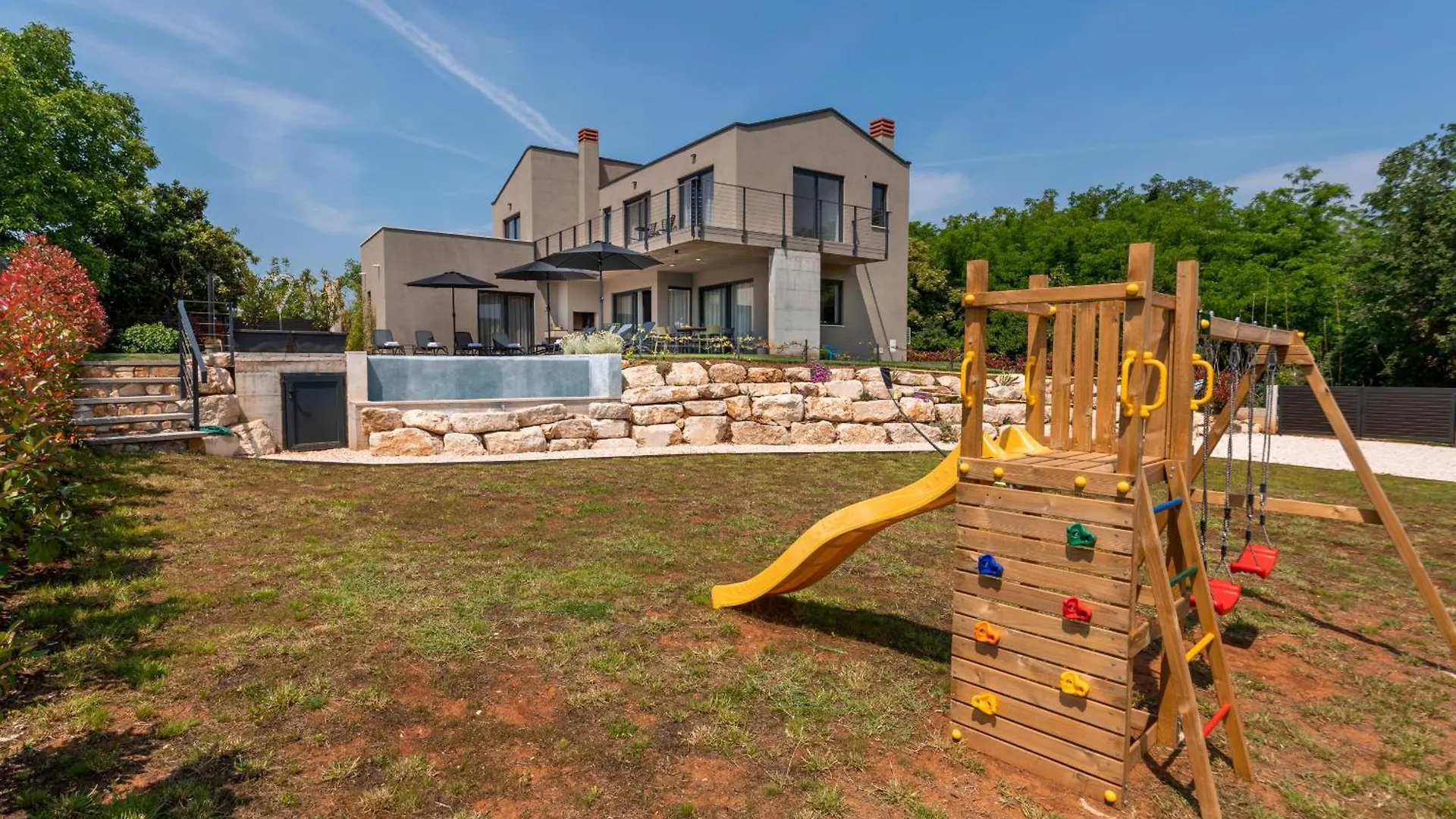 Beautiful Villa Perlin With Pool In Visnjan Farini