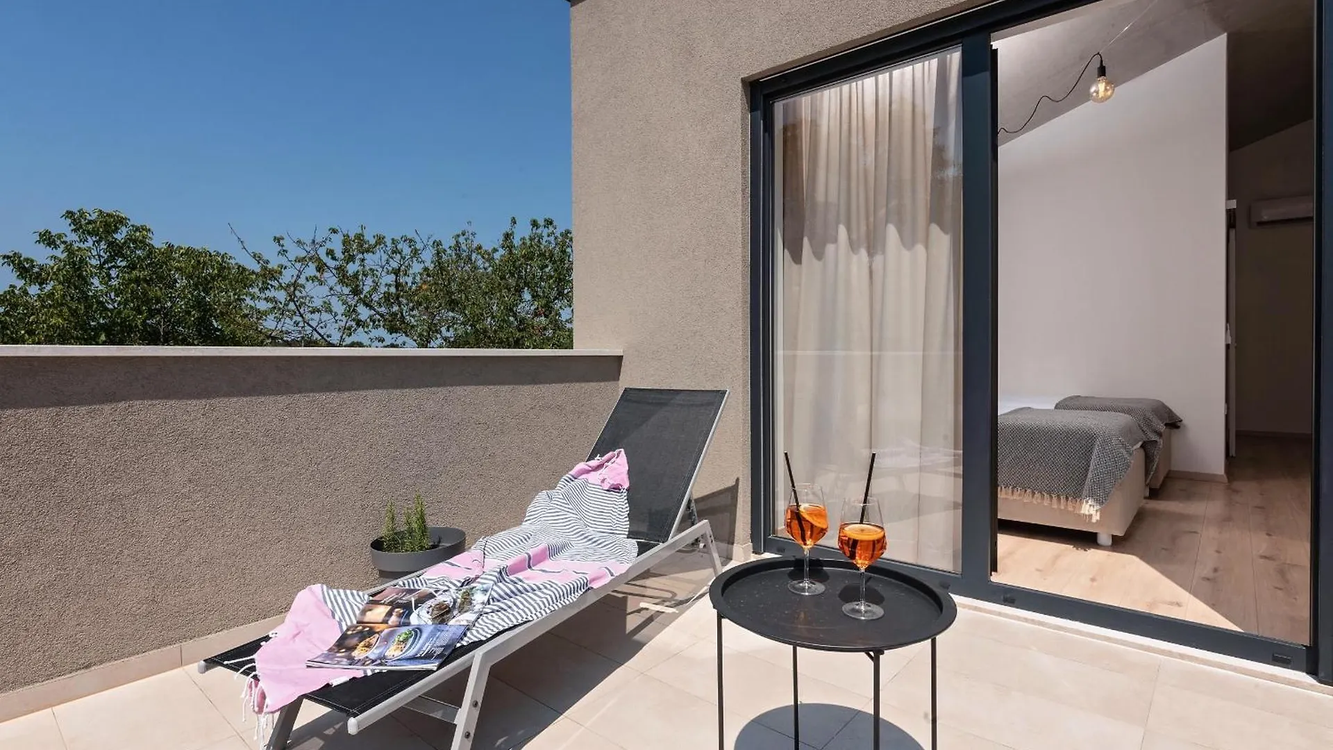 Beautiful Villa Perlin With Pool In Visnjan Farini